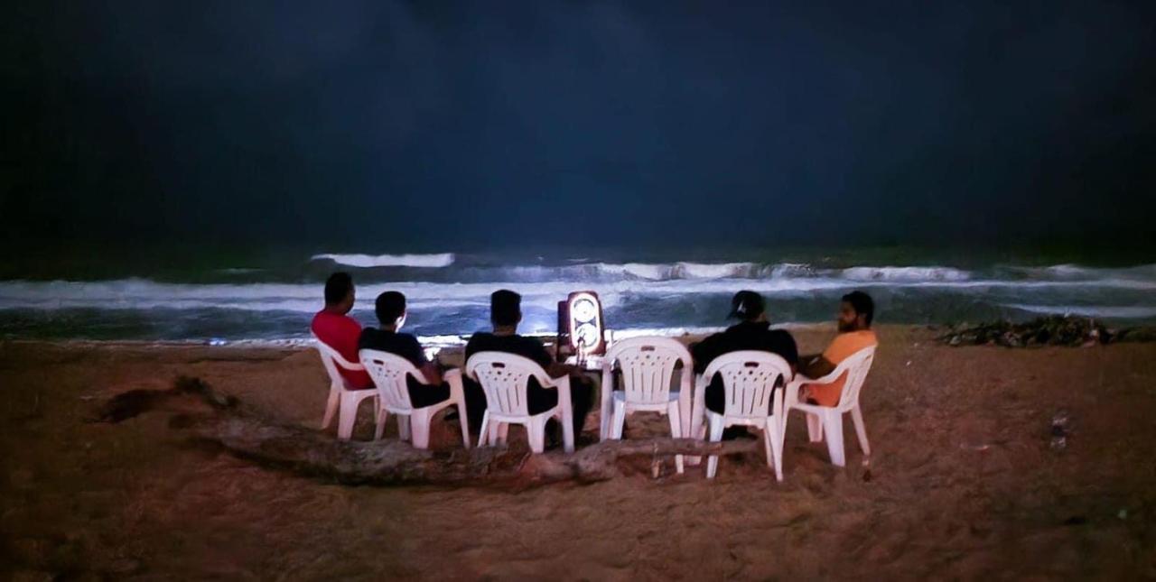 Honey Beach Negombo Buitenkant foto