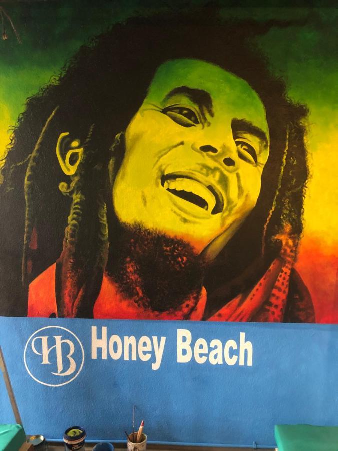 Honey Beach Negombo Buitenkant foto