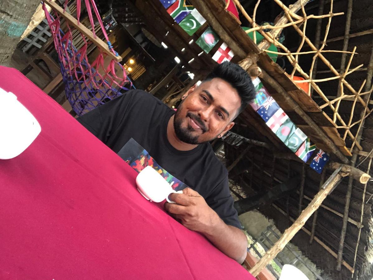 Honey Beach Negombo Buitenkant foto