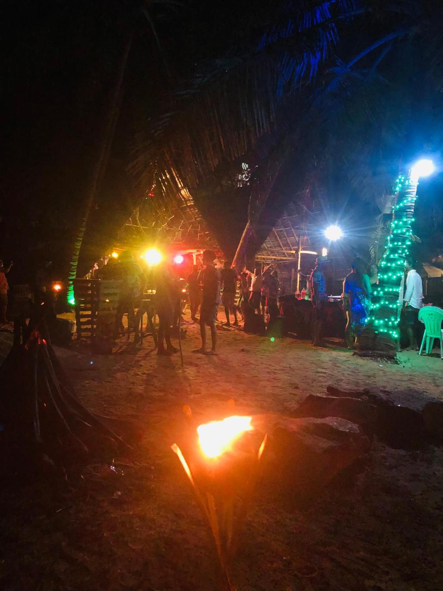 Honey Beach Negombo Buitenkant foto